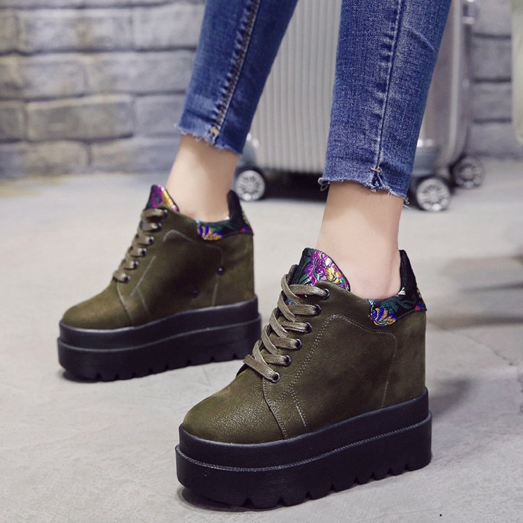 Spring thick bottom increased round head embroidery high heel waterproof platform shallow mouth lace single shoes super high heel women's shoes wholesale