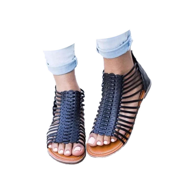 Openwork Roman sandals with flat sole
