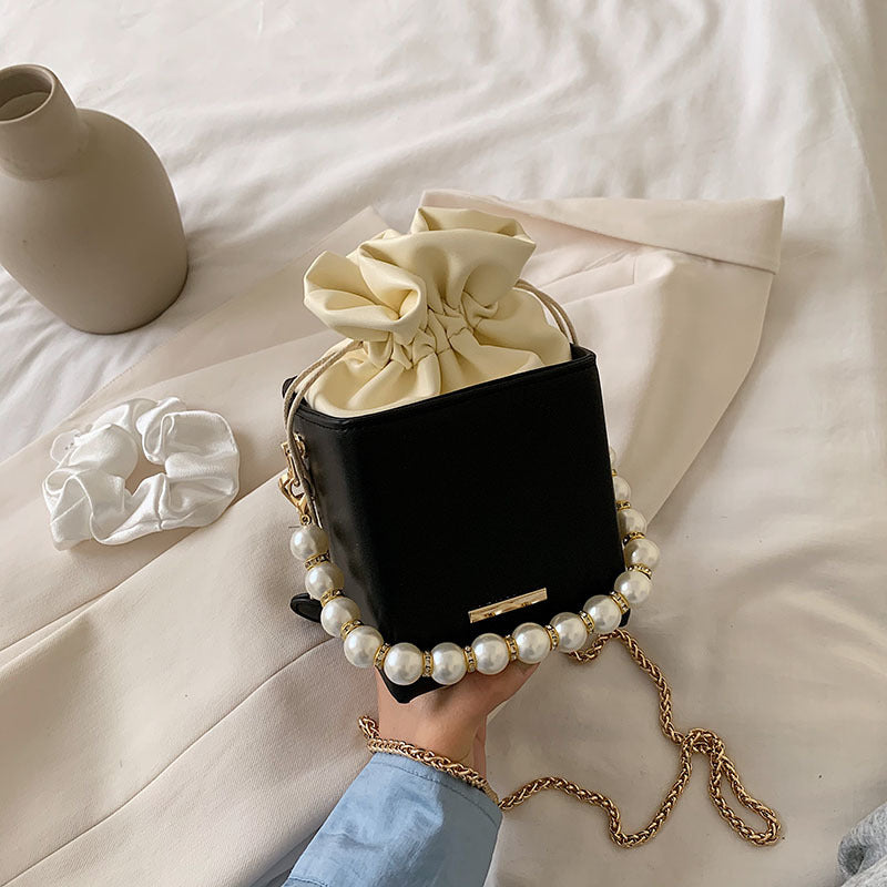 Chain fashion shoulder bag