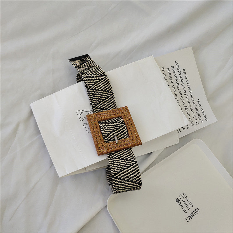 Woman buckle elastic belt