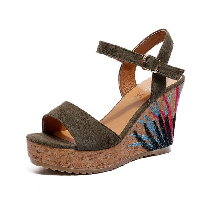 New Women's Fashion Sandals
