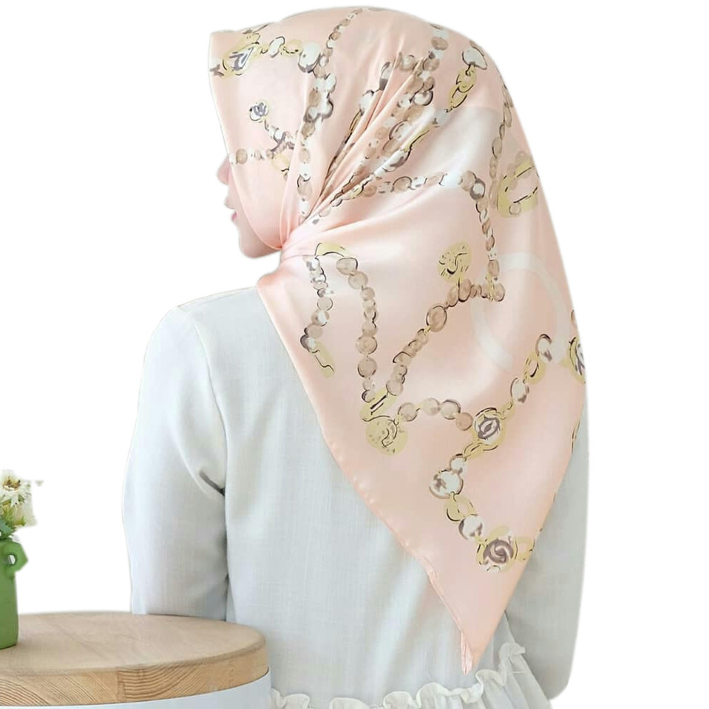 Explosive Leopard Printed Large Square Scarf