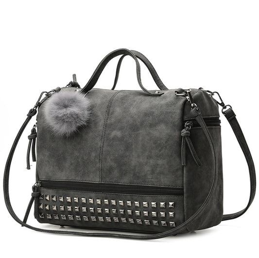 Autumn new women's bag pillow bag European and American fashion matte rivet big bag shoulder bag