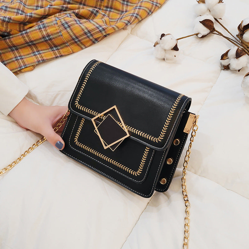 Shoulder chain small square bag