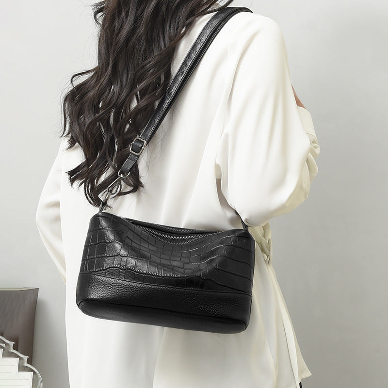Fashionable Simple Large Capacity Women's Shoulder Messenger Bag