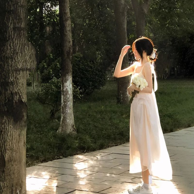 Solid-color French-style Backless Slip Dress In A Soft Feminine Style