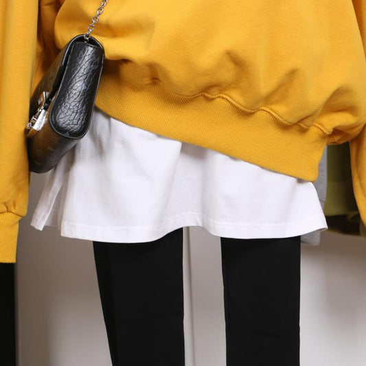 Wear a Fake Hem Sweatshirt With a Hem Skirt Casual Bottoming Skirt