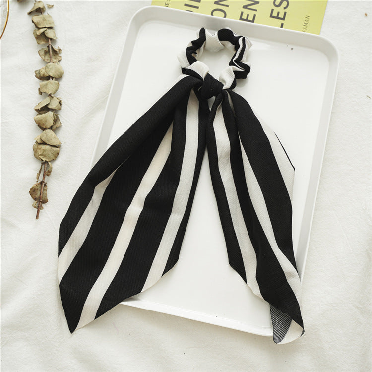 New Black And White Long Large Intestine Ring Streamer