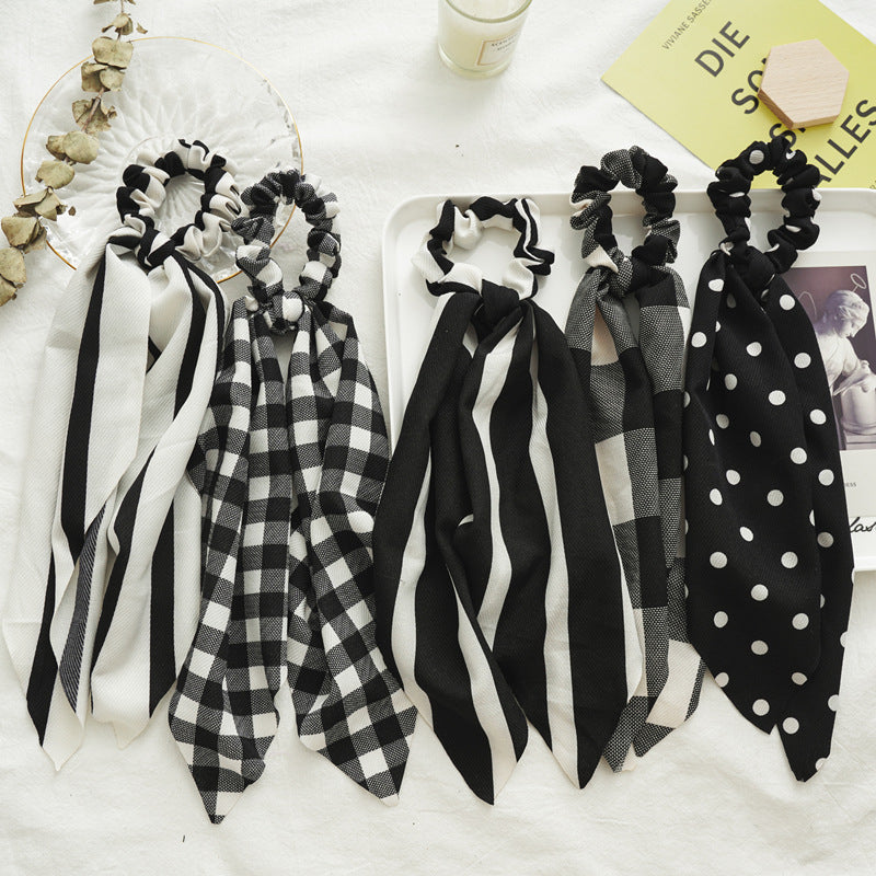 New Black And White Long Large Intestine Ring Streamer