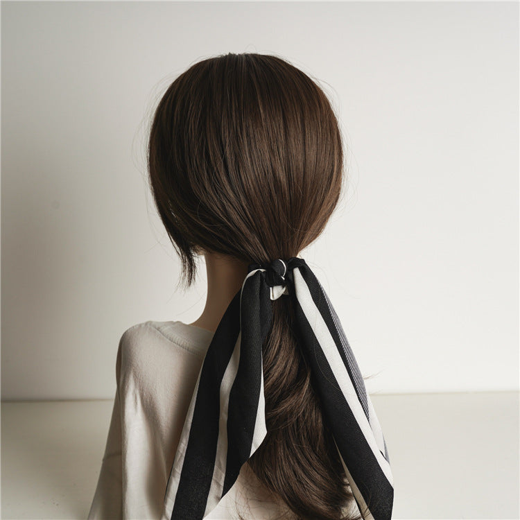 New Black And White Long Large Intestine Ring Streamer