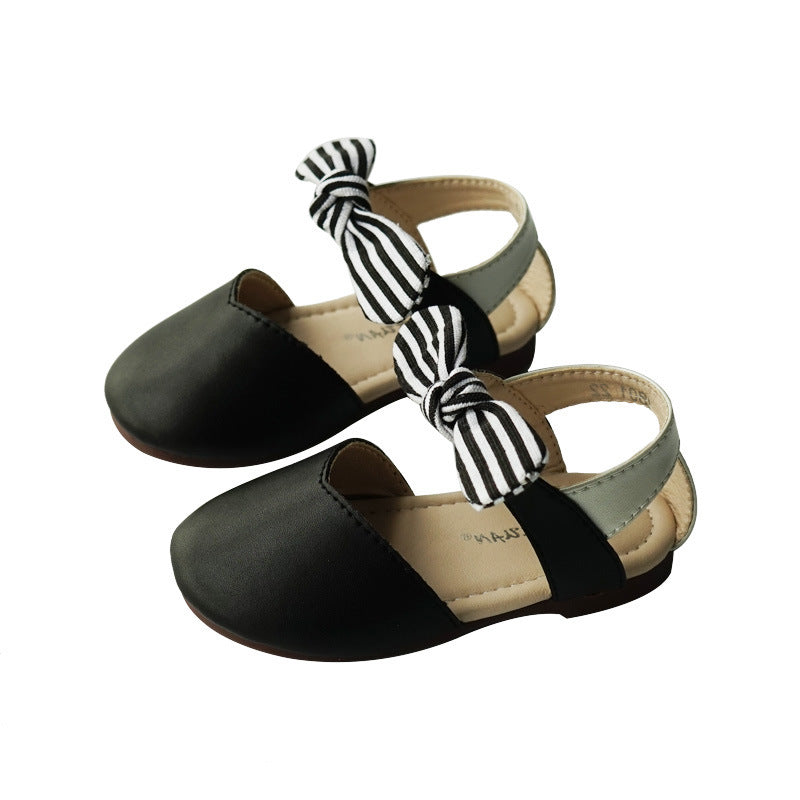 Striped bow pump