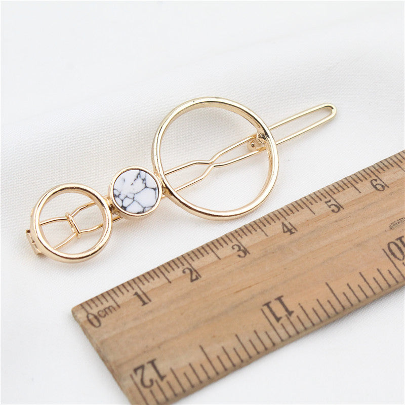 European And American Natural Women's Alloy Geometric Side Clip