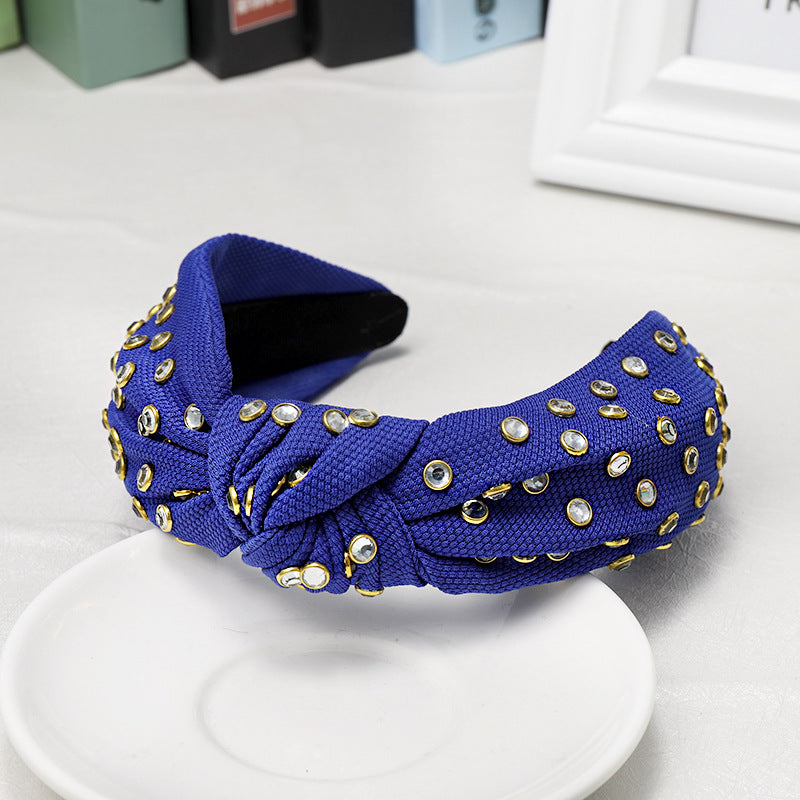 Knotted Headband With Edging Rhinestones In The Middle