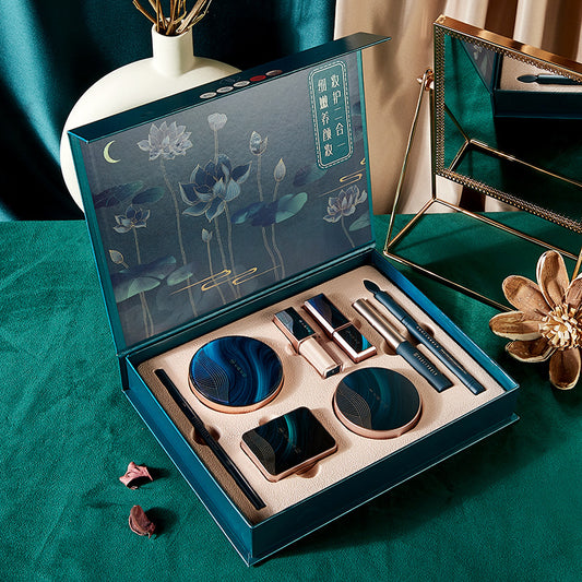 En æske med otte-delt blomstret jade makeup-sæt