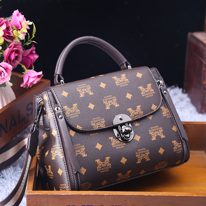 Fashion Handbag All-Match Casual Messenger Small Square Bag
