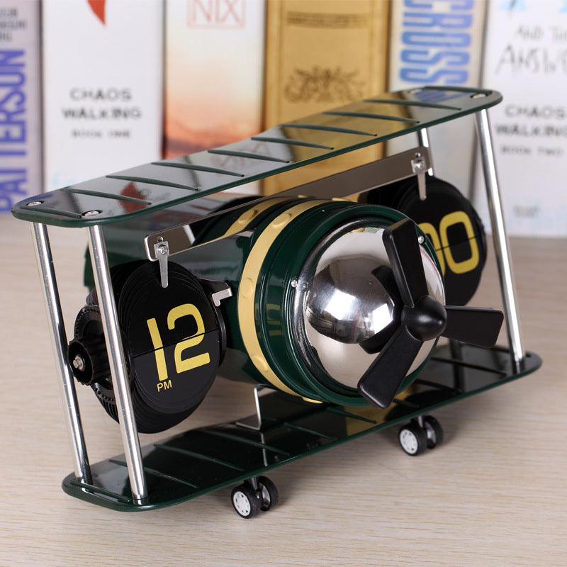 Flipping Clock, Creative Personality Art Modeling Clock, European-style Airplane Model Clock
