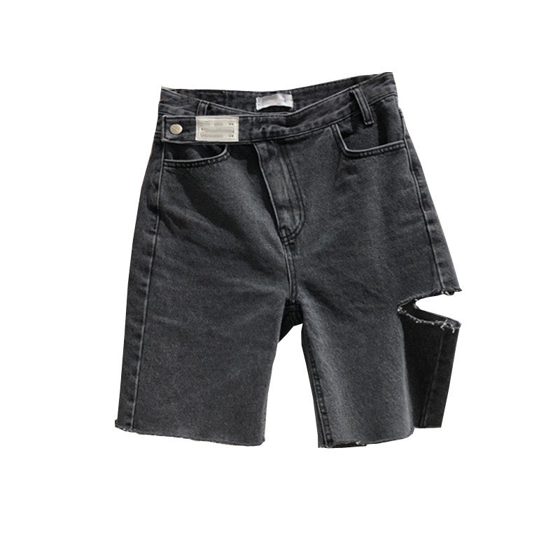 Personalized All-match Label Buttoned Hole Straight Denim Shorts