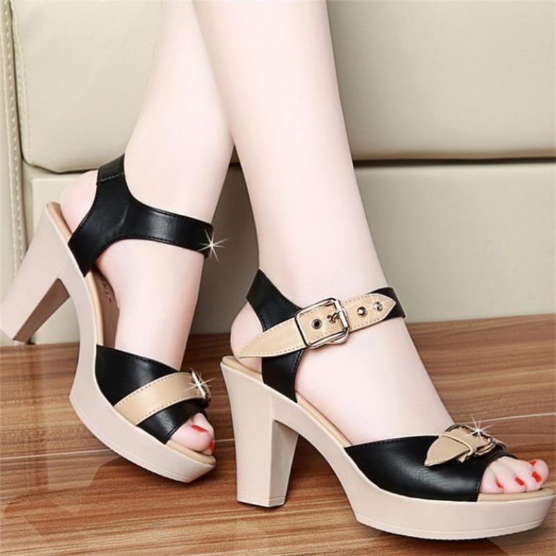 Fashion Color Matching Roman Sandals