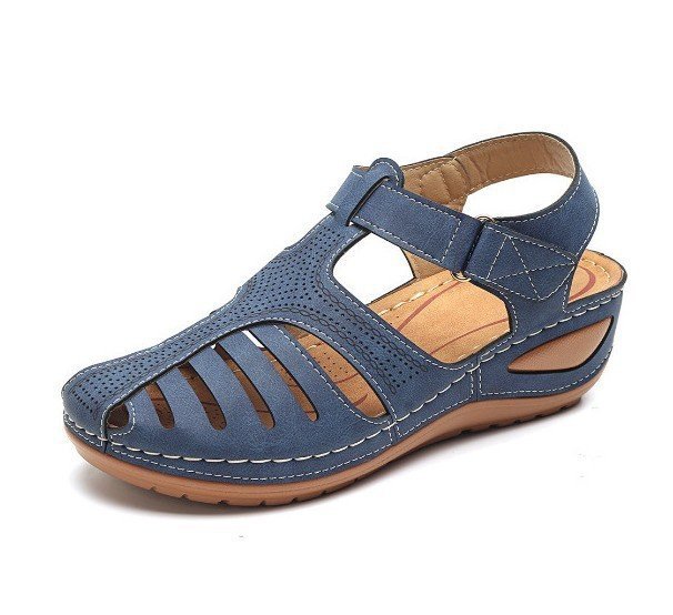 Runde sandaler med kilehæl og velcro i store størrelser