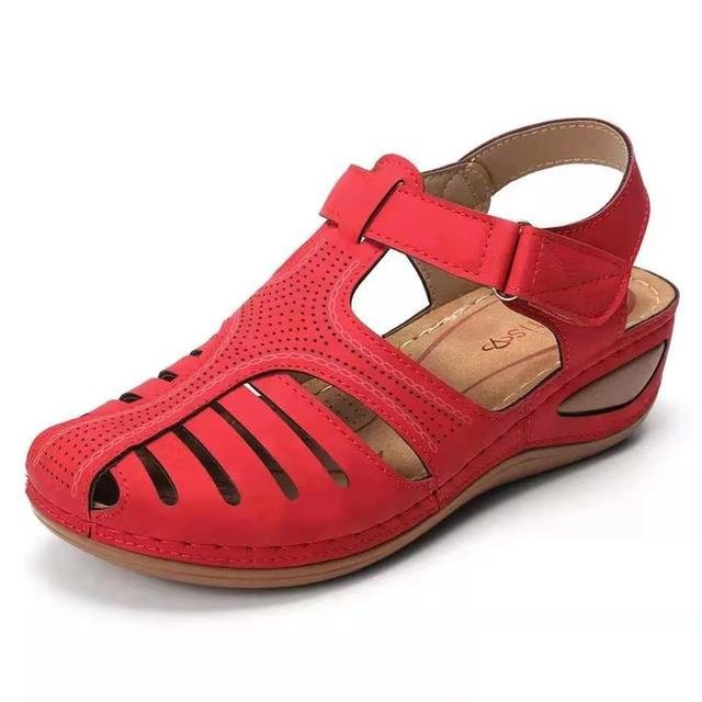 Runde sandaler med kilehæl og velcro i store størrelser