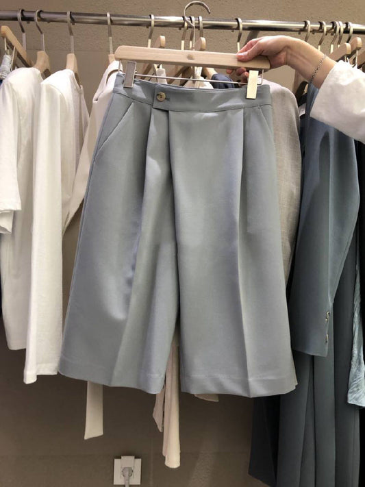 High Waist Buttoned Solid Color Casual Pants All-Match Five-Point Pants