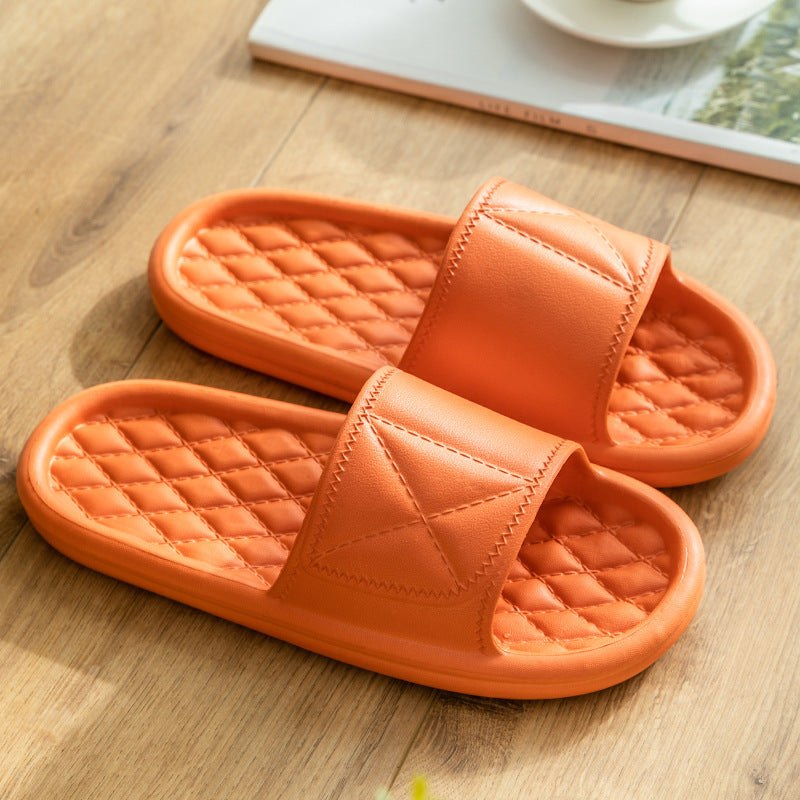 Hjemme indendørs sommerslip-ins til par