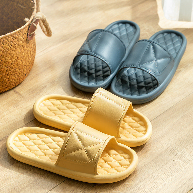 Hjemme indendørs sommerslip-ins til par