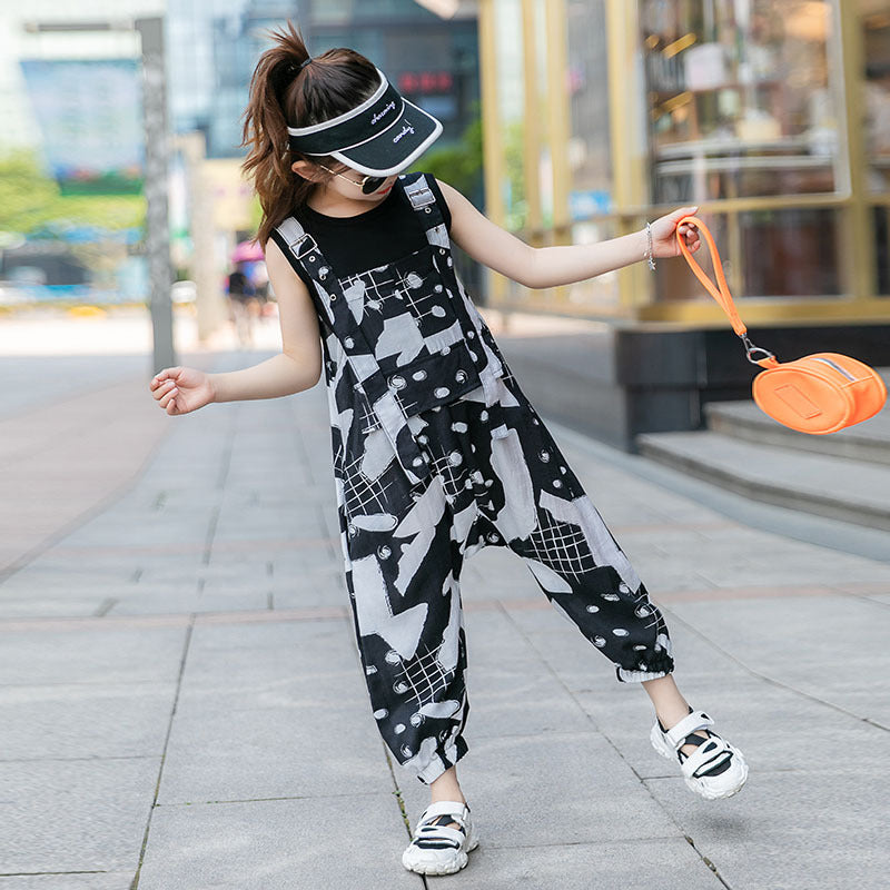 Korean Version of the Big Girl Suspenders Wide Leg Oants Two-piece Suit