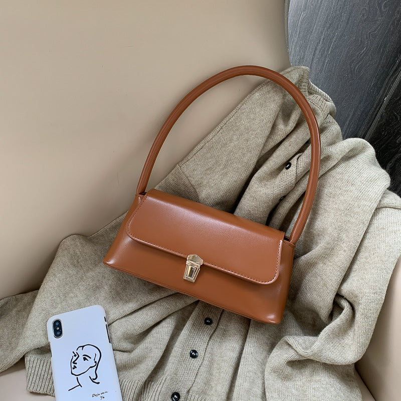 Western style underarm bag