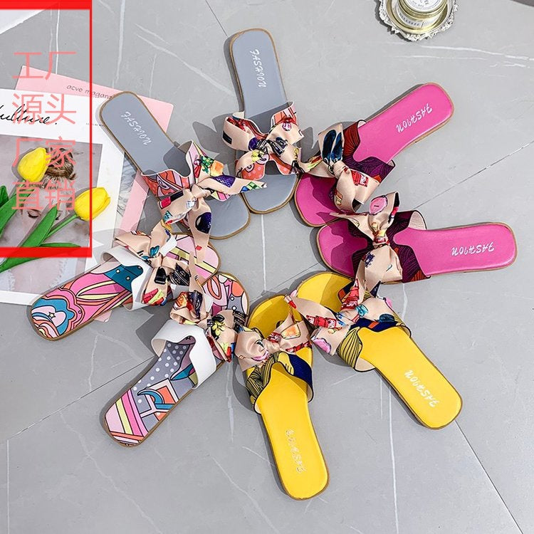 Bowknot Flat Heel Slip-on Sandals
