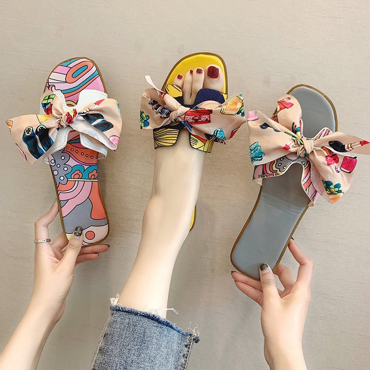 Bowknot Flat Heel Slip-on Sandals