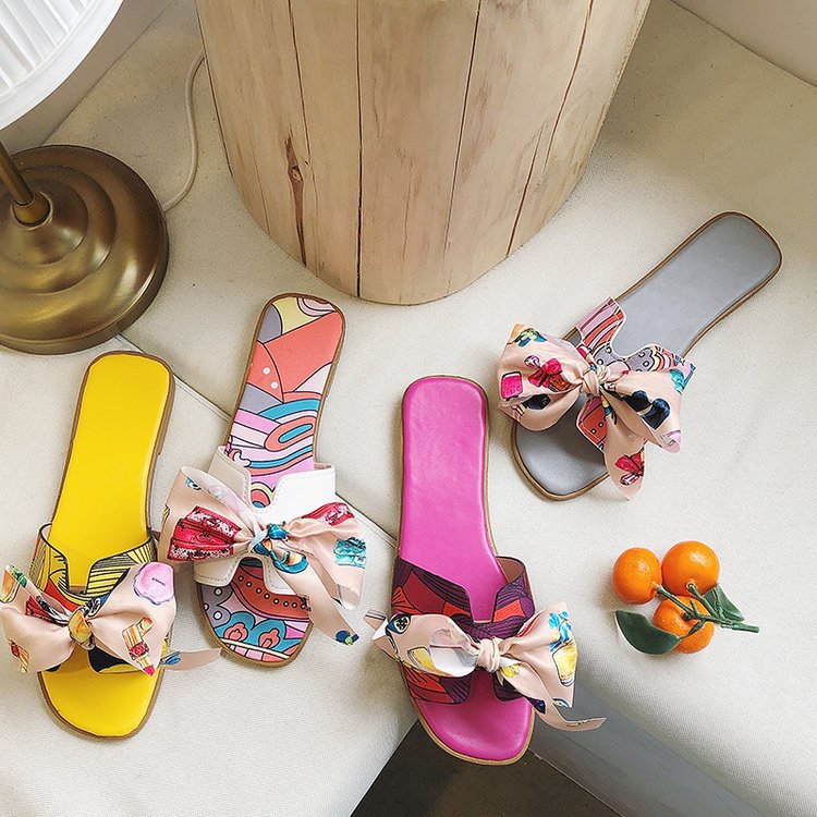 Bowknot Flat Heel Slip-on Sandals