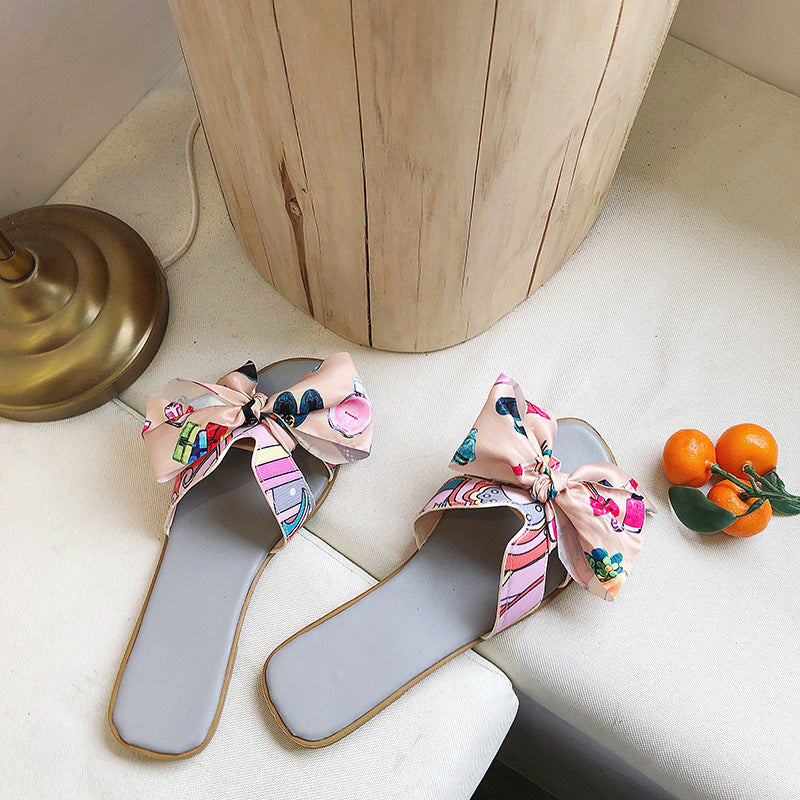 Bowknot Flat Heel Slip-on Sandals