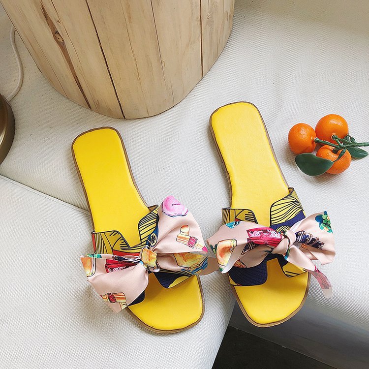 Bowknot Flat Heel Slip-on Sandals