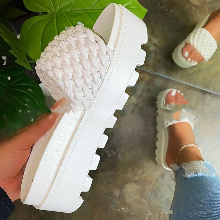 Square-toe Flat-bottom Beach Woven Slippers