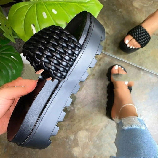 Square-toe Flat-bottom Beach Woven Slippers
