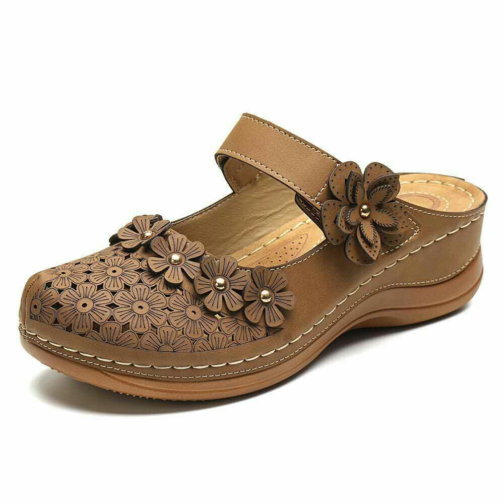 New Women's Shoes Baotou Flowers Retro Women's Sandals And Slippers