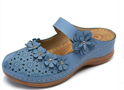 New Women's Shoes Baotou Flowers Retro Women's Sandals And Slippers
