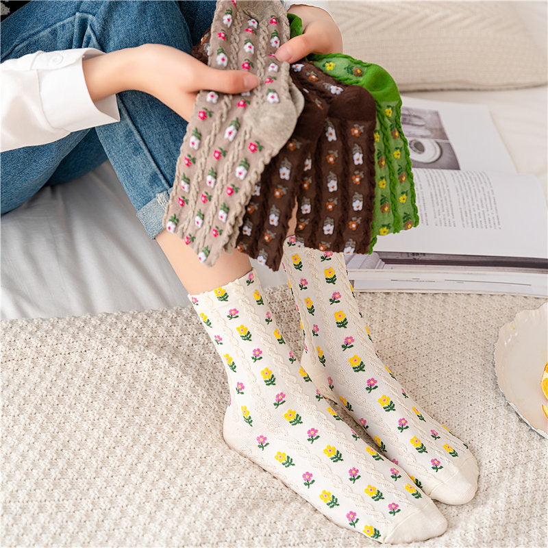 Three-Dimensional Vertical Strip Literary Flower Socks