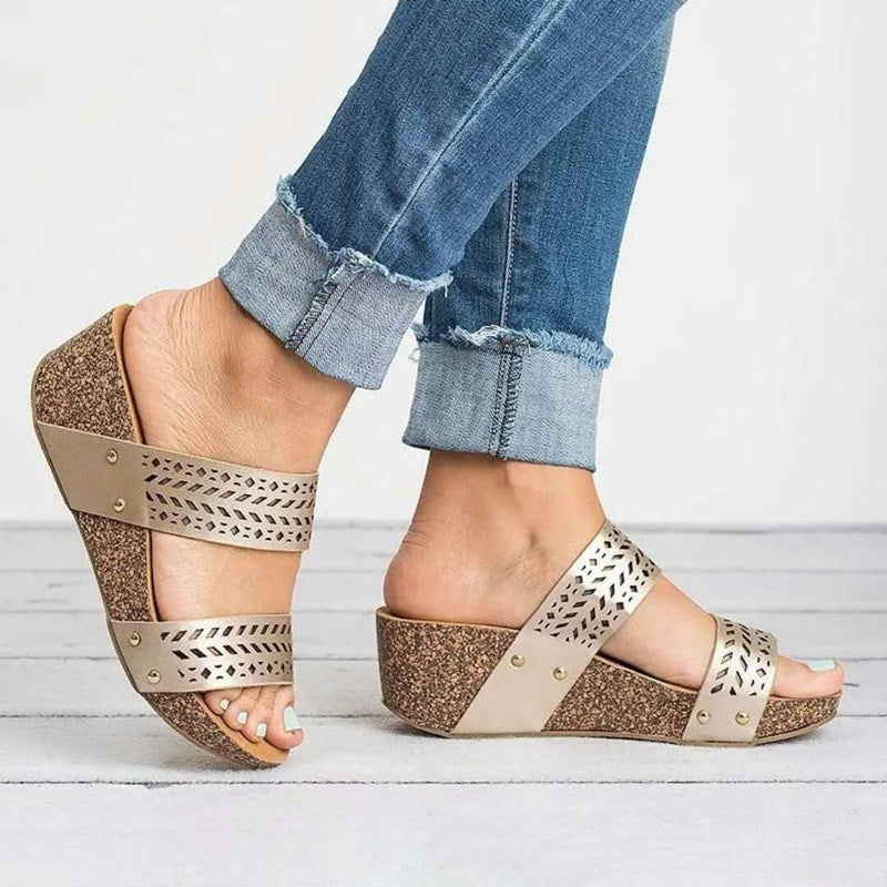 Large Size Light Bottom Laser Women's Sandals And Slippers