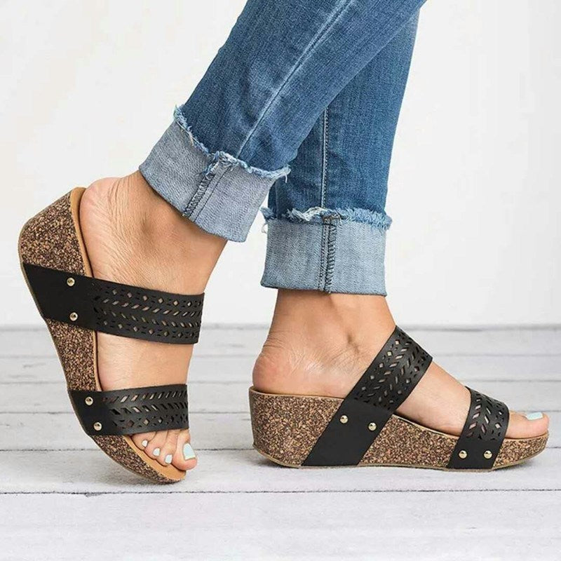 Large Size Light Bottom Laser Women's Sandals And Slippers