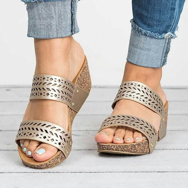 Large Size Light Bottom Laser Women's Sandals And Slippers