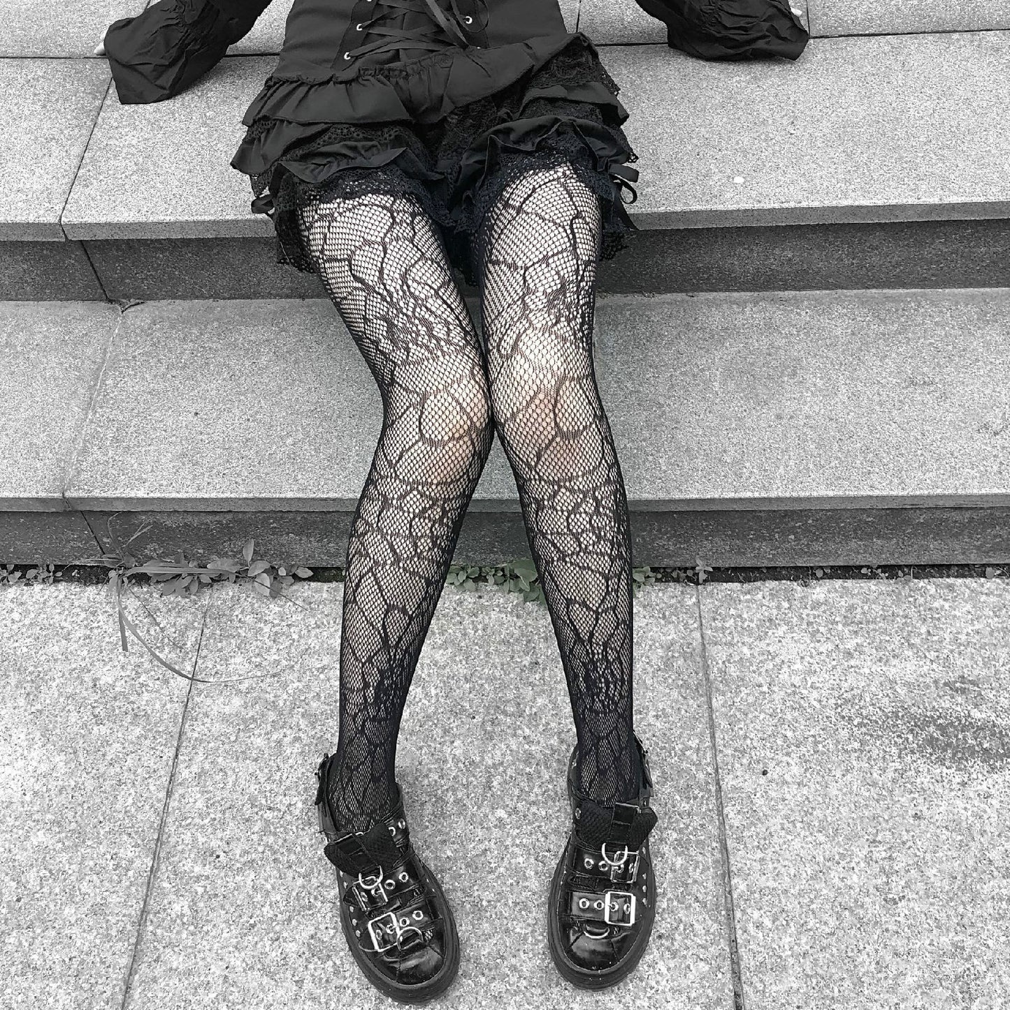 Retro Hollow Flower Lolita Bottoming Pantyhose