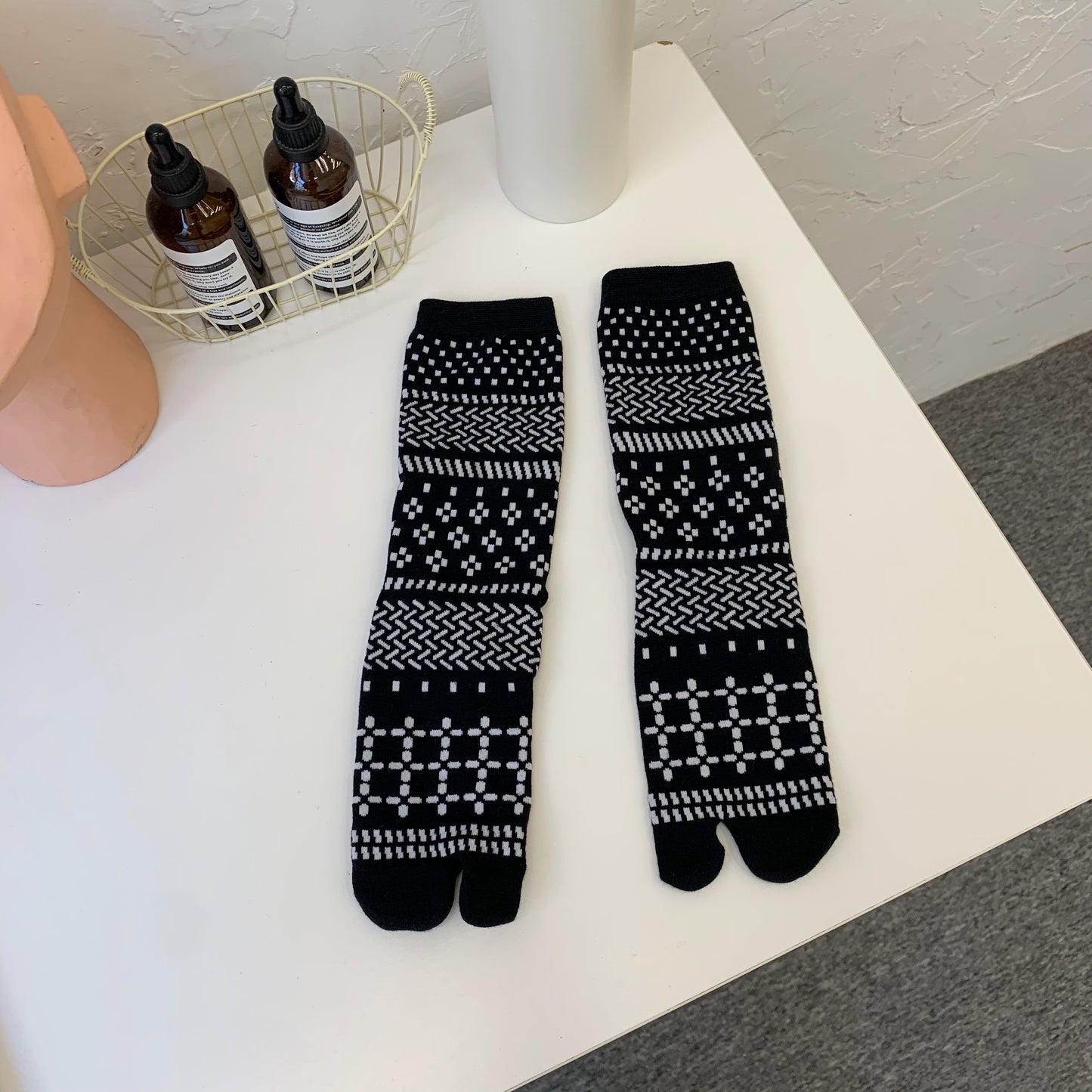 Cute Pig Trotters Split Toe Tube Socks Women