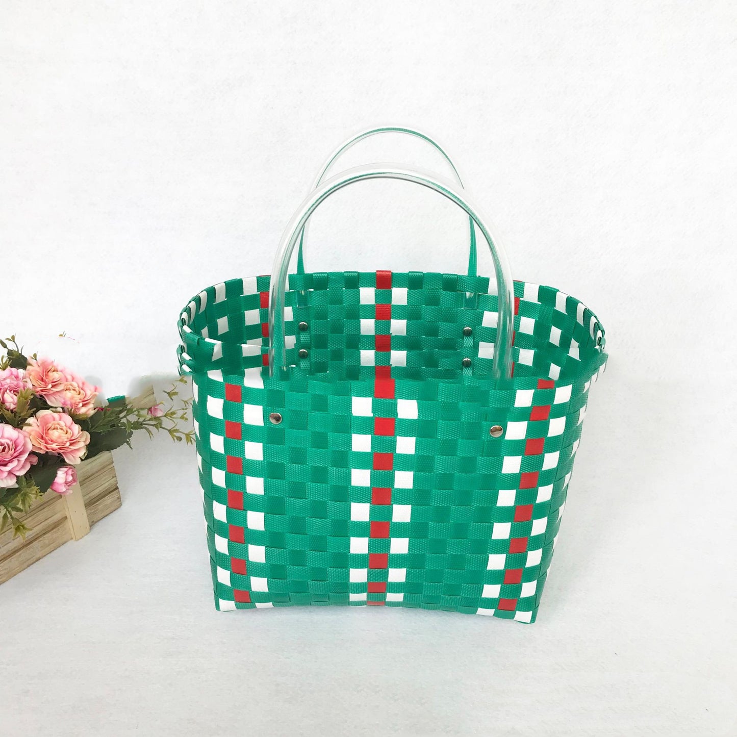 Plastic Vegetable Basket Hand-Woven Shopping Storage Basket Bath Bath Basket