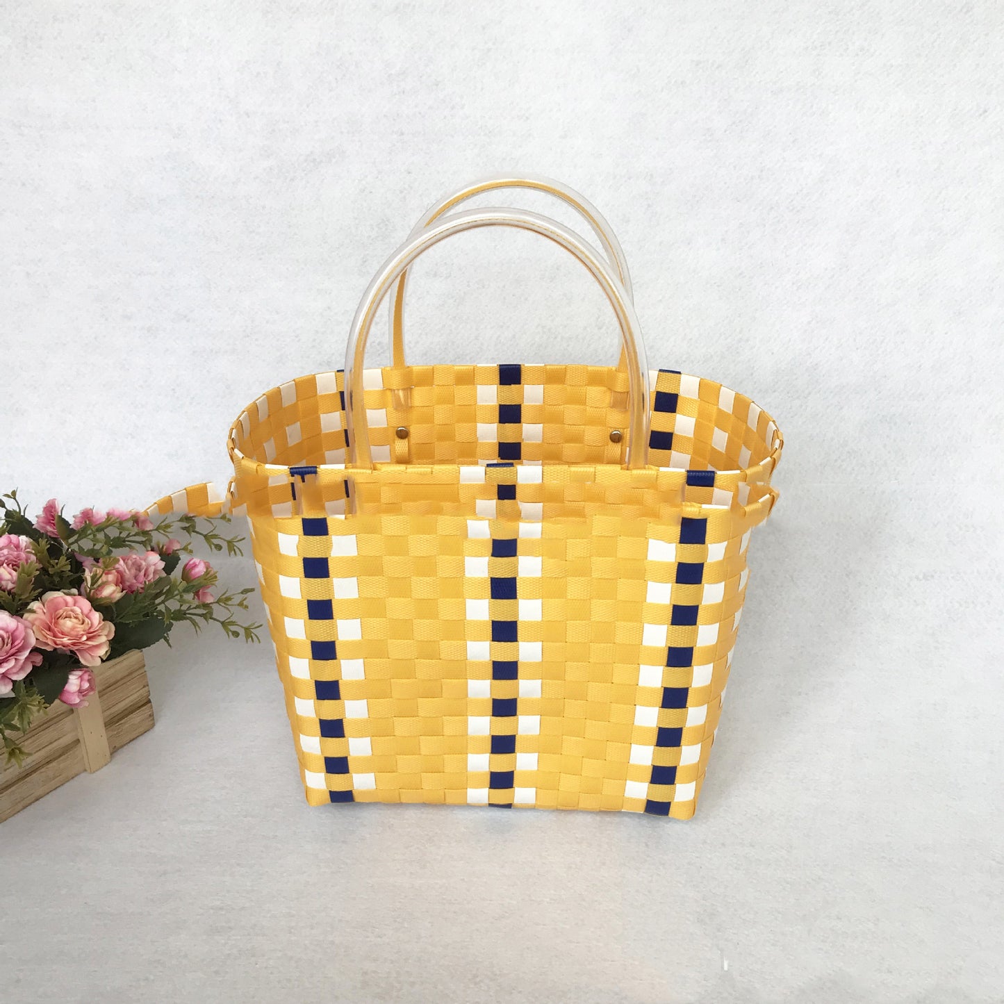 Plastic Vegetable Basket Hand-Woven Shopping Storage Basket Bath Bath Basket