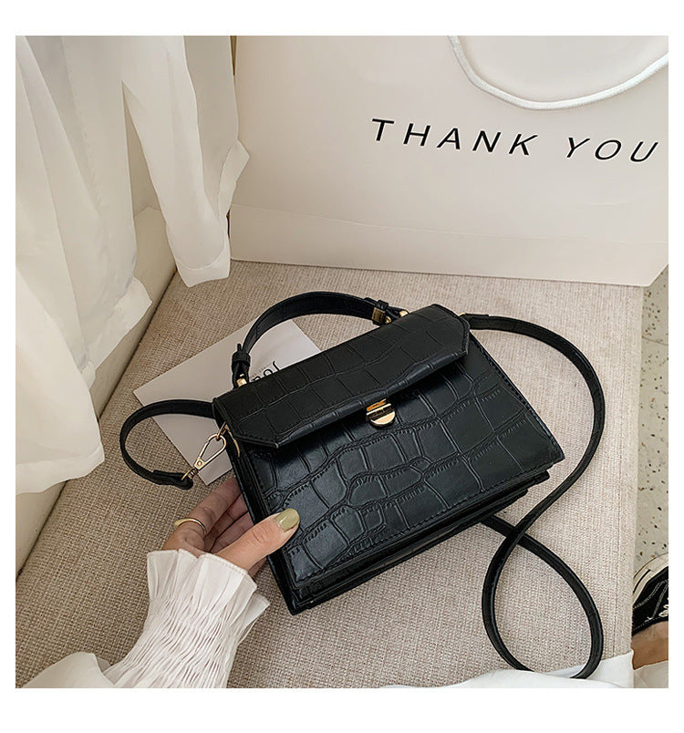 Net Celebrity Korean Version Of Simple Single-Shoulder Messenger Bag