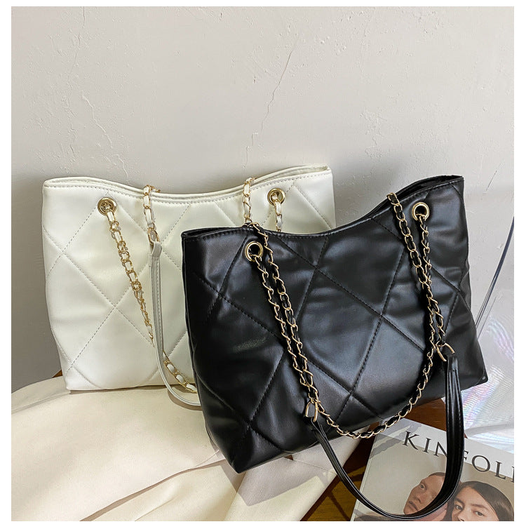 Fashionable Chain Embroidered Line One-Shoulder Slanting Span Lock Bag For Women