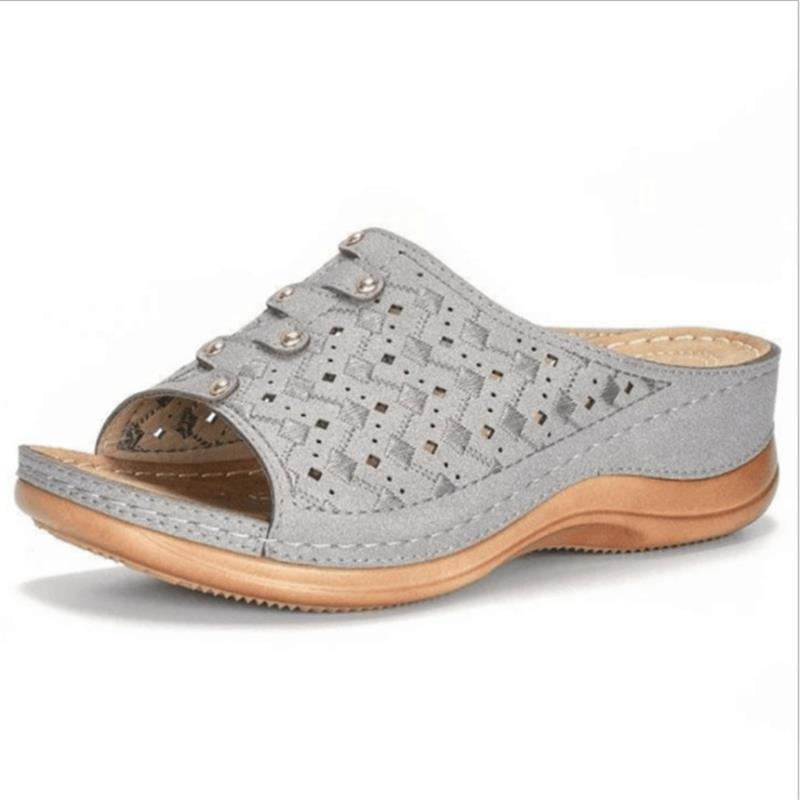 Solid Color Platform Carved Ladies Slippers