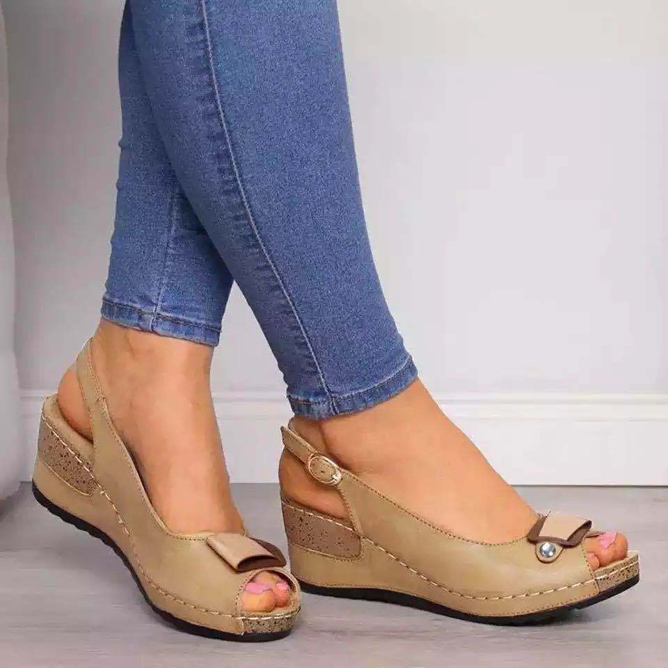 Large Size Wedge Fish Mouth Buckle Sandals